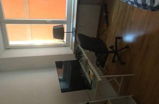 Wohnung mieten in Südtiroler Platz, 6020 Innsbruck, Schönes WG Zimmer in 2er WG