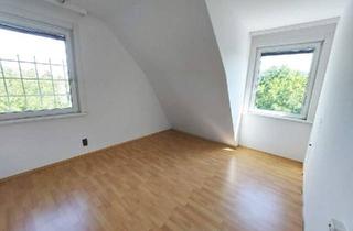 Wohnung kaufen in Wolfersberg, 1140 Wien, Lichtdurchflutete 4 Zimmer Wohnung im Dachgeschoss in Grünruhelage - sanierungsbedürftig