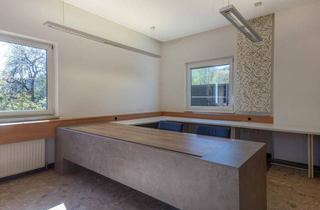 Büro zu mieten in 6364 Brixen im Thale, Teilmöblierte Gewerbefläche in Zentrumslage ( 04690 )