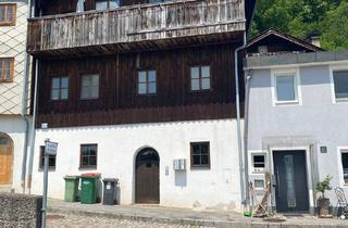 Haus kaufen in 5110 Oberndorf bei Salzburg, Haus an der Salzach - 3 Wohneinheiten