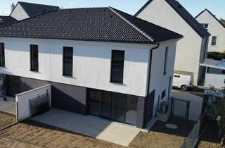 Doppelhaushälfte kaufen in Brodersdorfer Straße, 2442 Unterwaltersdorf, Energieeffiziente Doppelhaushälfte inkl. Photovoltaikanlage und Luftwärmepumpe – Haus links