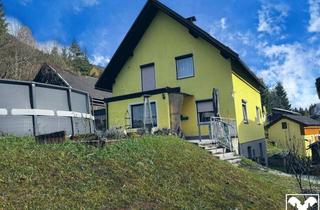 Haus kaufen in 9530 Bad Bleiberg, Bezahlbares Wohnen: Geräumiges Wohnhaus mit kleinem Garten