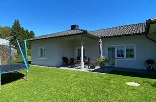 Einfamilienhaus kaufen in 4322 Windhaag bei Perg, Provisionsfrei! Top gepflegte Haushälfte in absoluter Ruhelage