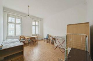 Wohnung kaufen in Herbststraße, 1160 Wien, ++Herbststraße++ Sanierungsbedürftige 2-Zimmer Altbau-Wohnung, viel Potenzial!