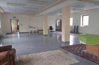 Büro zu mieten in 8700 Leoben, Gepflegte Räumlichkeiten im Erdgeschoß eines Hauses in Leoben-Lerchenfeld !