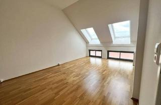 Wohnung kaufen in 8020 Graz, Provisionsfrei! Top-sanierte 4-Zimmer-Dachgeschosswohnung - nähe Kunsthaus ++Videorundgang++