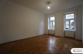Wohnung kaufen in Nußdorfer Straße, 1090 Wien, WG-geeignete Altbauwohnung in saniertem Haus