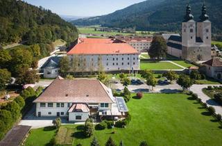 Gewerbeimmobilie kaufen in 9342 Gurk, Zentrales Wohnen und mögliche Büroräumen im Haus in Gurk!