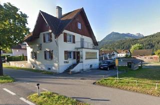 Wohnung kaufen in 6820 Frastanz, Renovierte 3-Zimmer-Wohnung mit einer herrlichen, großzügigen Terrasse.