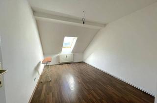 Wohnung kaufen in 8020 Graz, Günstige DG-Wohnung *Innenstadt-Nähe"