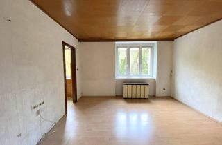 Wohnung kaufen in Lienfeldergasse, 1160 Wien, HOFRUHELAGE, 2 Zimmer zu SANIEREN, BLICK ins GRÜNE!