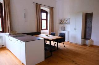 Wohnung kaufen in 4782 Sankt Florian am Inn, Einzigartiges Schlossapartment für Investoren