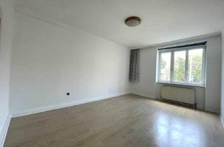Wohnung kaufen in Favoritenstraße, 1040 Wien, Unmittelbare U1-Nähe!!! Sanierungsbedürftige Neubauwohnung in TOP-LAGE!!!