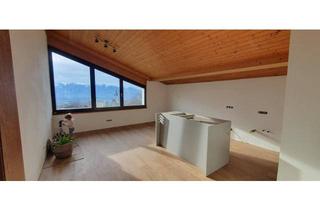 Wohnung mieten in Oberberg 29, 6835 Dafins, 4-Zimmerwohnung mit atemberaubender Aussicht