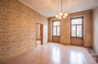 Wohnung kaufen in Ruckergasse, 1120 Wien, ++NEU++Sanierungsbedürftige 2-Zimmer Altbauwohnung optimaler Grundriss!