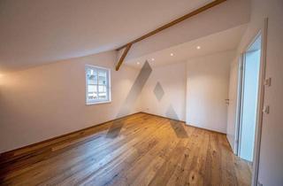 Wohnung kaufen in 6380 Sankt Johann in Tirol, Zentral gelegene, sanierte Dachgeschosswohnung