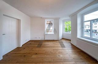 Wohnung kaufen in 6380 Sankt Johann in Tirol, Sanierte Altbau-Villa: Geschäfts- & Wohneinheiten im Zentrum