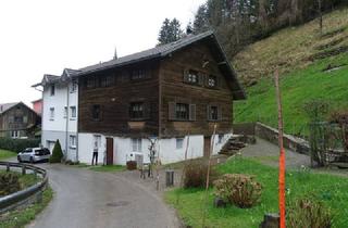 Haus kaufen in 6900 Kennelbach, Wohngebäude mit landwirtschaftl. Flächen in Kennelbach
