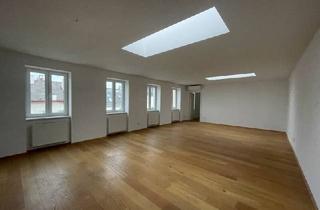 Wohnung mieten in Bennogasse, 1080 Wien, Bennogasse: Große 5 Zimmer im frisch ausgebauten Dachgeschoss mit Balkon!