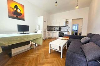 Wohnung kaufen in 1220 Wien, SANIERTER ALTBAUHIT