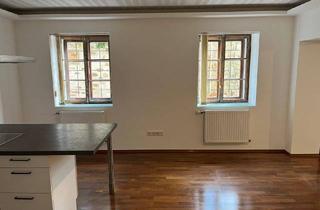 Wohnung mieten in 3400 Klosterneuburg, Stadtplatz - 2 Zimmer Altbau im EG zu vermieten