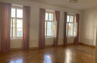 Wohnung mieten in Brunngasse, 8010 Graz, Ideale 4er WG Wohnung direkt an der Uni - Altbau mit Balkon