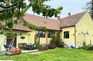 Haus kaufen in 2284 Untersiebenbrunn, Haus mit Ausbaumöglichkeiten - 228 m² Wohnfläche - 1.327 m² Grundstück - ausbaubare Scheunen und Lagerräume