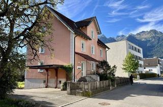 Mehrfamilienhaus kaufen in Kapuzinerstraße 14, 6700 Bludenz, Einzigartige Investmentchance in Bludenz: Zauberhaftes Stadthaus mit garantierter Rendite von 5% oder mehr!