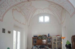 Haus kaufen in 3652 Leiben, Historisches Herrenhaus mit Nebengebäuden in schönster Alleinlage in NÖ