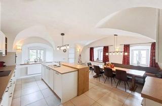 Bauernhäuser zu kaufen in 5722 Niedernsill, Immobilien-Juwel: Historisches Appartement zur touristischen Vermietung in Niedernsill im Salzburger Land