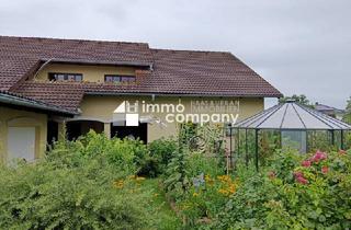 Haus kaufen in 2822 Bad Erlach, Großzügiges Zweifamilienhaus mit gepflegtem Garten und viel Platz