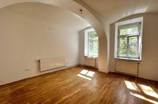 Wohnung kaufen in Steyrergasse, 8010 Graz, TOP Lage - 3-Zimmer-Altbauohnung mit separater Küche und 138 m² Eigengarten in bester Innenstadtlage - direkt bei der TU Graz