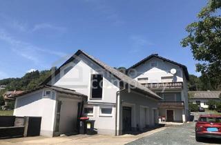 Haus kaufen in 8380 Jennersdorf, Der Hit für Großfamilien, Autoliebhaber usw. in Jennersdorf