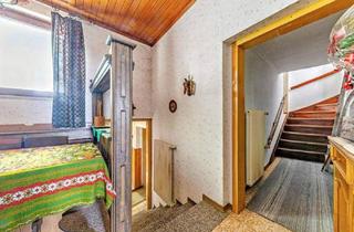 Einfamilienhaus kaufen in 2020 Hollabrunn, EINFAMILIENHAUS IM ZENTRUM MIT NEBENGEBÄUDE UND GROßEM GRUNDSTÜCK!
