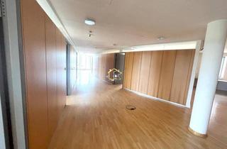 Wohnung kaufen in Enzersdorferstrasse, 2340 Mödling, Repräsentative Büroetage mit Potenzial zur Umwandlung in moderne Wohnungen im Zentrum von Mödling.