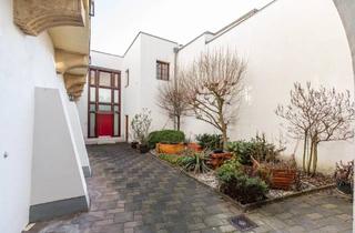 Wohnung kaufen in 7000 Eisenstadt, Repräsentativ wohnen und arbeiten direkt in der Fußgängerzone! 243 m² auf zwei Etagen!