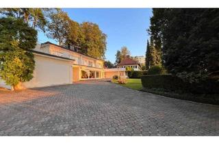 Villen zu kaufen in 6900 Lochau, Elegante Villa am See