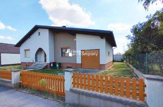 Einfamilienhaus kaufen in 2413 Berg, BUNGALOW mit Potential in ruhiger grüner Siedlungslage - 15 Minuten nach Bratislava!