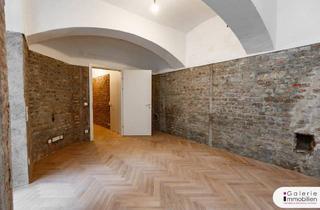 Garagen kaufen in Argentinierstraße, 1040 Wien, Stilaltbau bei der Argentinierstraße - Atelier mit eigenem Hof