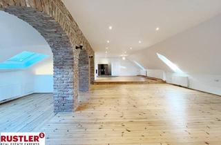 Wohnung kaufen in 2340 Mödling, Eine Rarität in Mödling: Einzigartige ca. 290m² Dachgeschosswohnung mit Charme