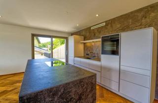 Wohnung kaufen in 5101 Bergheim, Exquisites Wohnen mit Panoramablick Lichtdurchflutete Designerwohnung am Voggenberg