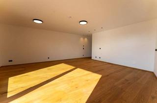 Wohnung kaufen in 5101 Bergheim, 3-Zimmer-Wohnung mit Privatpool und Panoramablick!