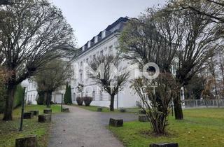 Garagen mieten in 4600 Thalheim bei Wels, KFZ -Abstellplatz Schloss Traunegg P028