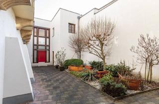 Wohnung kaufen in 7000 Eisenstadt, Repräsentativ wohnen und arbeiten direkt in der Fußgängerzone! 243 m² auf zwei Etagen!