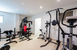Villen zu kaufen in 9062 Moosburg, Großzügige, neuwertige Villa mit Salzwasserpool auf 1039 m² Grund in Wörthersee Nähe