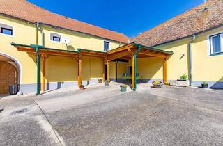 Haus kaufen in 2070 Retz, WOHNEN UND ARBEITEN UNTER EINEM DACH mit Gästehaus, Hallen und uneinsehbarem Innenhof in Obernalb!