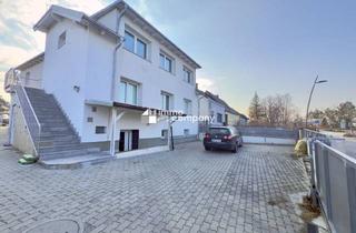 Anlageobjekt in Wiener Neustädter Straße 33, 2542 Kottingbrunn, Einzigartige Investmentchance: Zinshaus, Bungalow & großer Baugrund - Vielseitige Möglichkeiten in Top-Lage! Jetzt für nur 1.999.000 €!