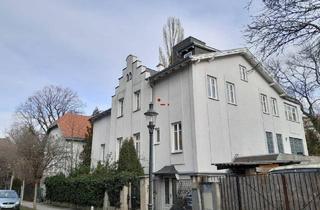 Mehrfamilienhaus kaufen in 1130 Wien, Exklusives Mehrfamilienhaus mit Garten, Terrassen und Garage in Top Lage
