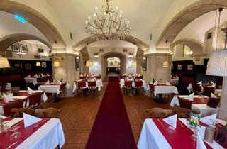 Gastronomiebetrieb mieten in Stephansplatz, 1010 Wien, Einzigartiges Traditionslokal nahe Stephansplatz zur Pacht