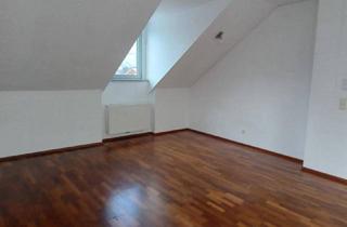 Wohnung mieten in 5252 Aspach, helle, freundliche 3-Zimmer Dachgeschoßwohnung im Zentrum von Aspach